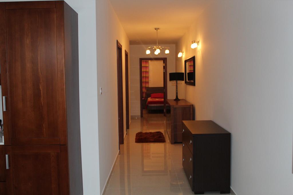 Aurora Apartment เมลลิฮา ภายนอก รูปภาพ