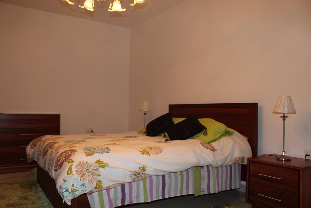 Aurora Apartment เมลลิฮา ภายนอก รูปภาพ