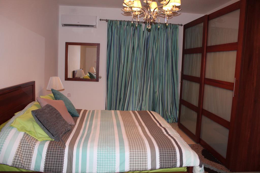 Aurora Apartment เมลลิฮา ภายนอก รูปภาพ
