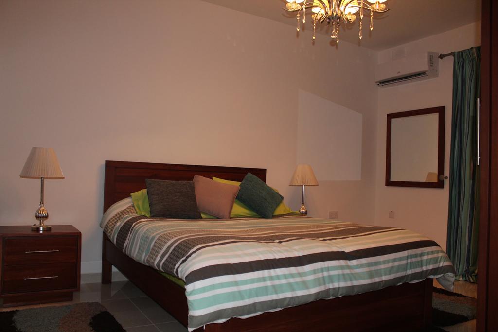 Aurora Apartment เมลลิฮา ภายนอก รูปภาพ