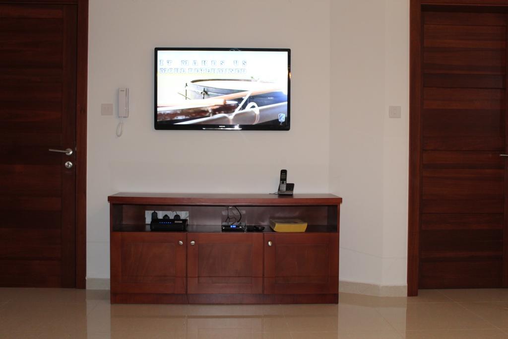 Aurora Apartment เมลลิฮา ภายนอก รูปภาพ